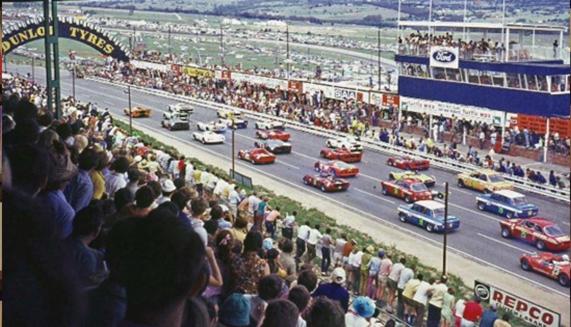 Départ des 9 heures de KYALAMI 1969.JPG