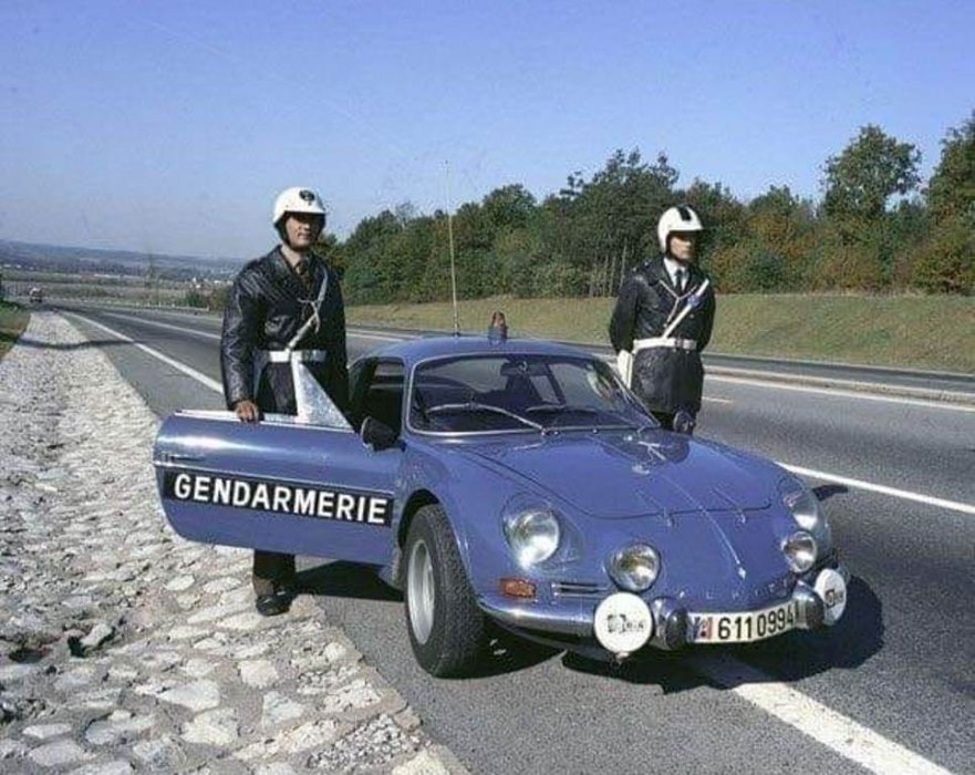 police Alpine.jpg