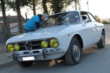 Alfa 1750 GTV.jpg