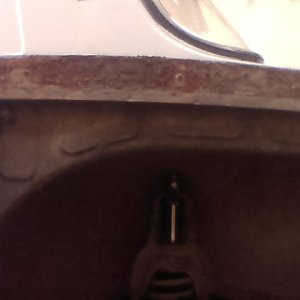 3 petit trou de corosion  sont pésent